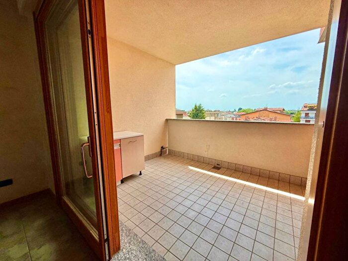 Appartamento monolocale in affitto in Via Alessandro Manzoni, Centro, Cornate d'Adda