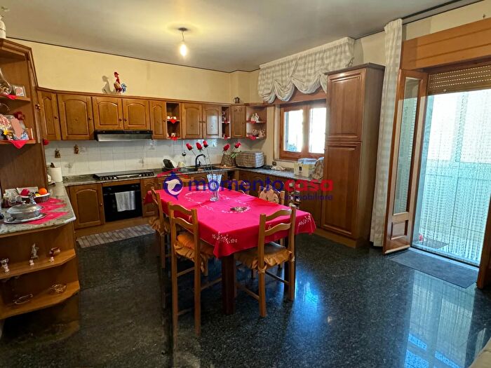 Appartamento quadrilocale in vendita in Via Pio XI, Reggio Calabria