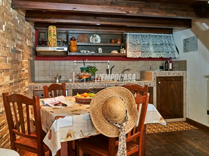 Appartamento trilocale in vendita in Vico San Giusto, Lecce