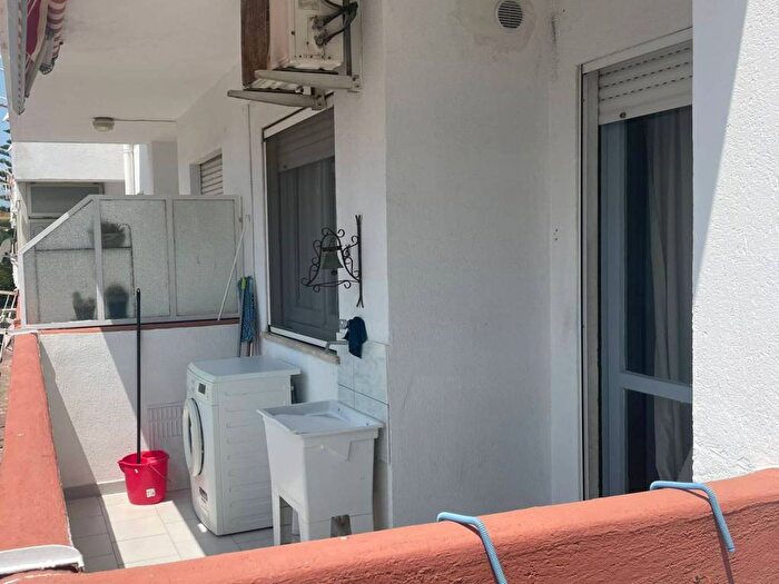 Appartamento trilocale in affitto in Via Martiri di Cefalonia, Catanzaro Lido, Catanzaro