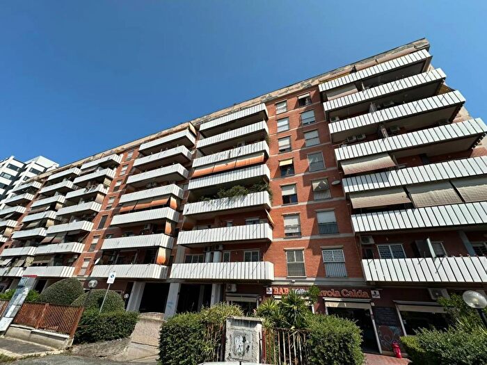 Appartamento monolocale in affitto in Via Giuseppe Albanese Ruffo, Cinecittà, Roma