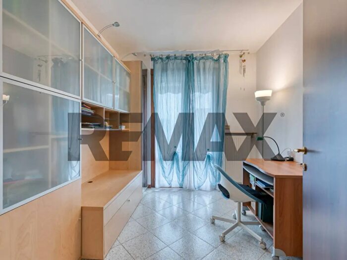 Appartamento con 6 locali in vendita in Via Fiorazzo, Padova