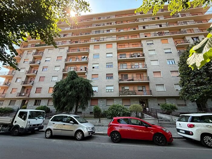 Appartamento trilocale in vendita in Corso Venezia, Torino