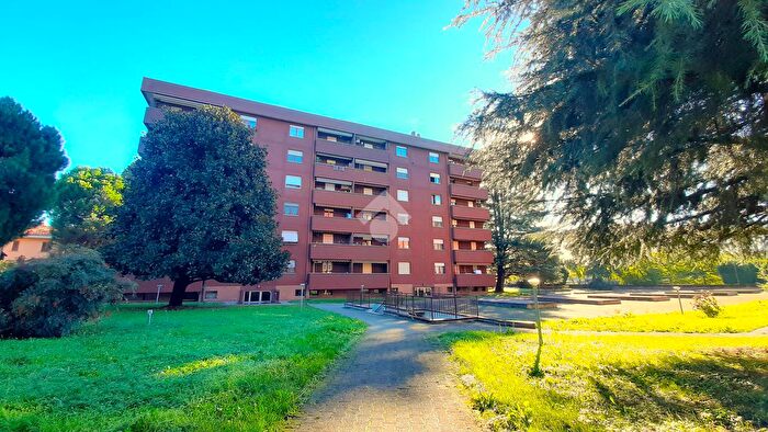 Appartamento trilocale in vendita in Via Alcide De Gasperi, Senago