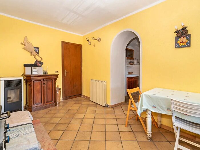 Appartamento bilocale in vendita in Piazza Roma, Oncino