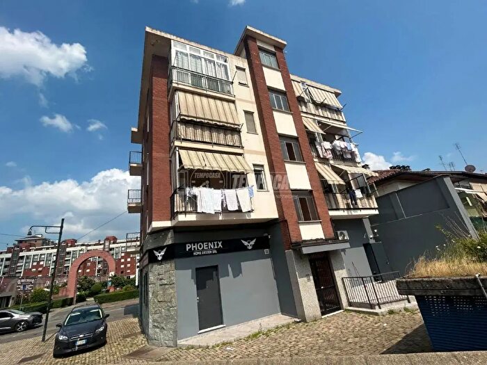 Appartamento bilocale in vendita in Via Assisi, Torino
