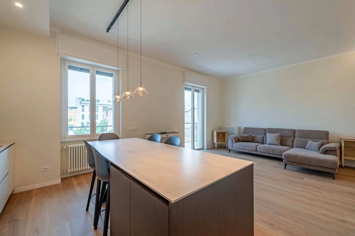 Appartamento in affitto in Via Molino delle Armi, Milano