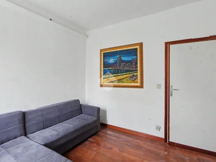 Appartamento quadrilocale in vendita in Via Simiteri, Pisa