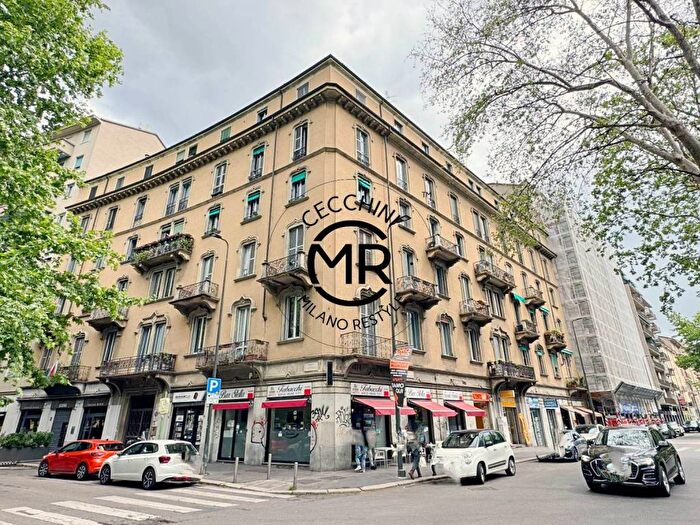 Appartamento bilocale in affitto in Piazza Firenze, Cenisio, Milano