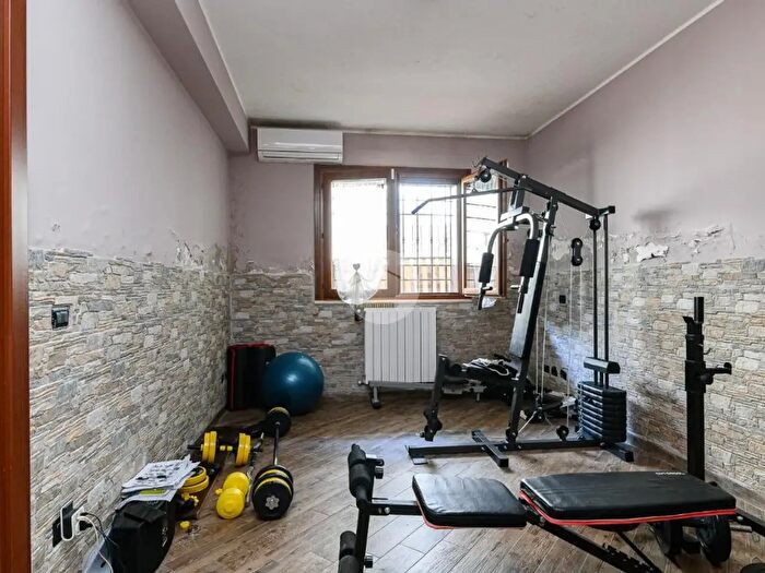 Casa con 7 locali in vendita in Via Francesco Giacomo Tricomi, Roma