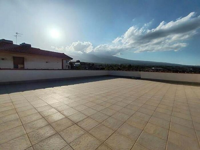 Appartamento quadrilocale in vendita in Via Felicetto SNC, Santa Venerina