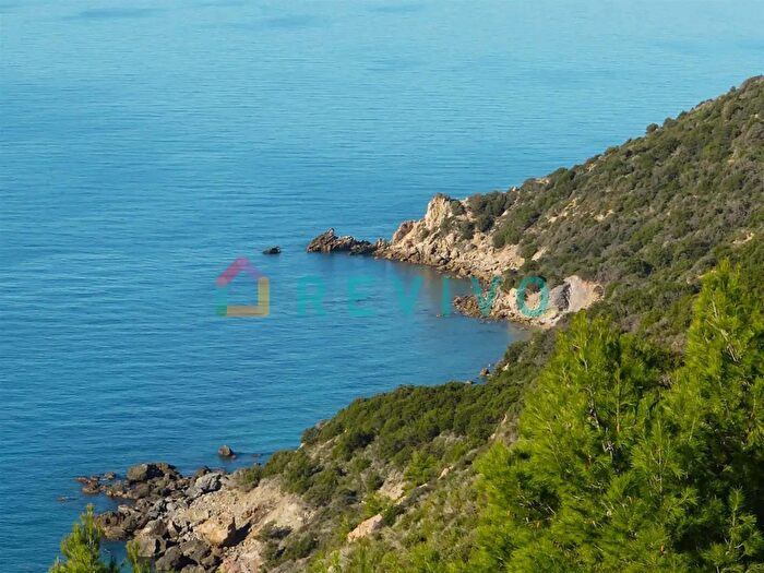 Casa con 6 locali in vendita in Orbetello