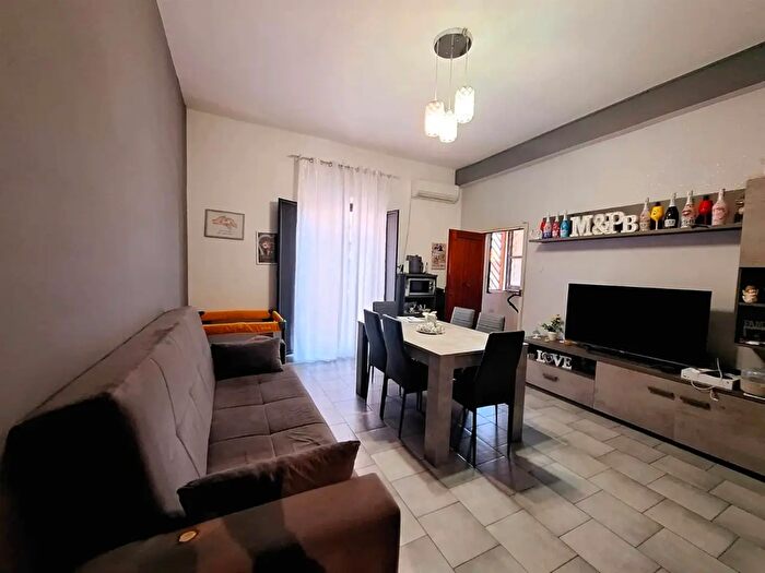 Appartamento trilocale in vendita in Catania