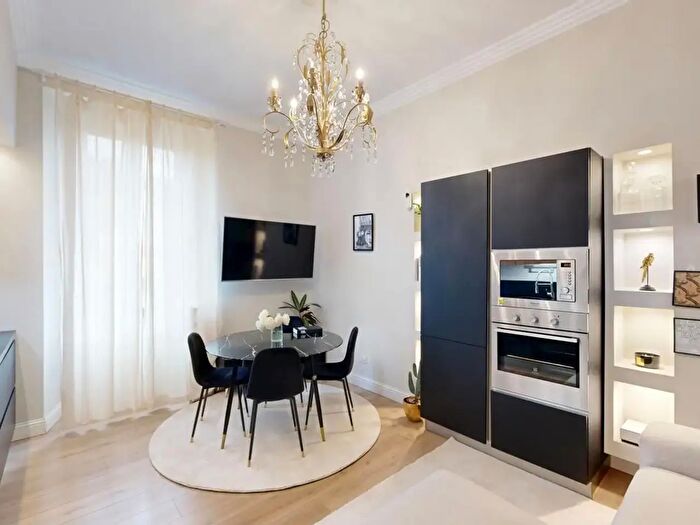 Appartamento bilocale in vendita in Via Matteo Maria Boiardo, Milano