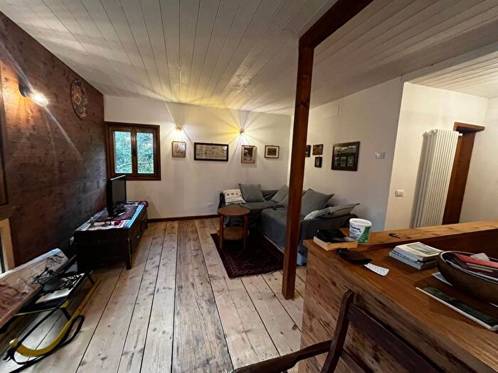 Appartamento quadrilocale in affitto in Via Nazionale, Campolongo, Santo Stefano di Cadore