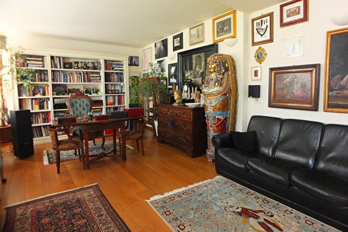 Appartamento quadrilocale in vendita in Via Cavour, Pesaro