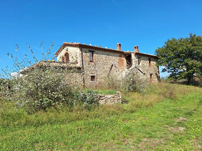 Casa con 7 locali in vendita in Vocabolo Pupiglian, Guardea