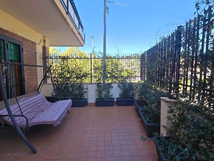 Appartamento trilocale in vendita in Via Panoramica, Salerno