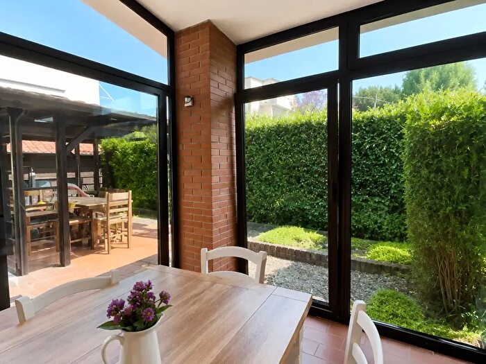 Casa con 6 locali in vendita in Via Ronzano, Sarzana