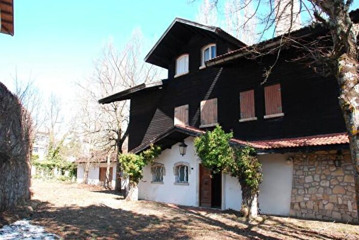 Casa con 6 locali in vendita in Via Teofilo Patini, Rivisondoli