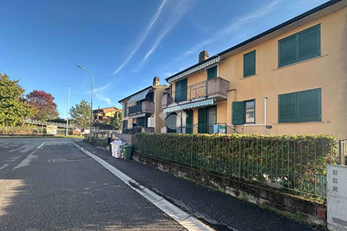 Appartamento trilocale in vendita in Via Fulcheria, Chieve