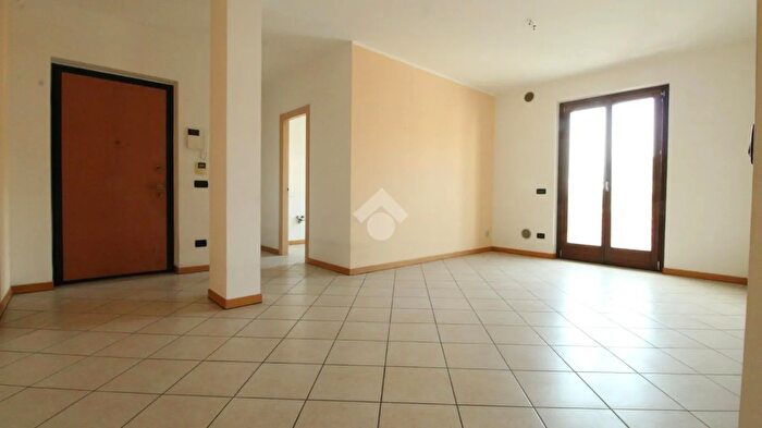 Appartamento quadrilocale in vendita in Via dAlice, Cavaglia