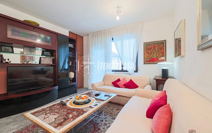 Appartamento trilocale in vendita in Via Giuseppe Baretti, Rimini