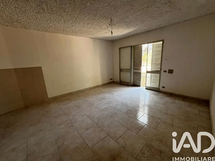 Appartamento con 10 locali in vendita in Via delle Sorgenti, Sellia Marina