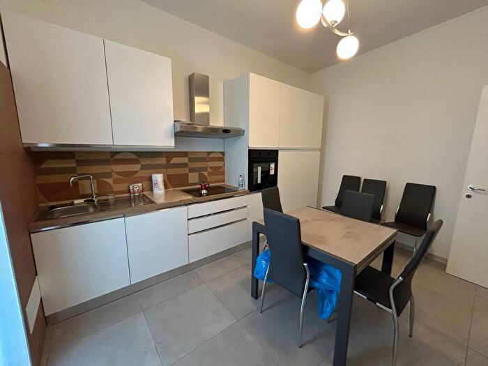 Appartamento con 5 locali in affitto in Spalto Borgoglio, Borgo Rovereto Piscina, Alessandria