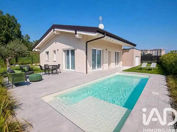 Casa quadrilocale in vendita in Via Pozze, Castelnuovo Del Garda