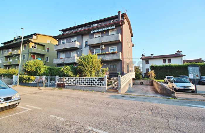 Appartamento quadrilocale in vendita in Via Venezia, Sarego