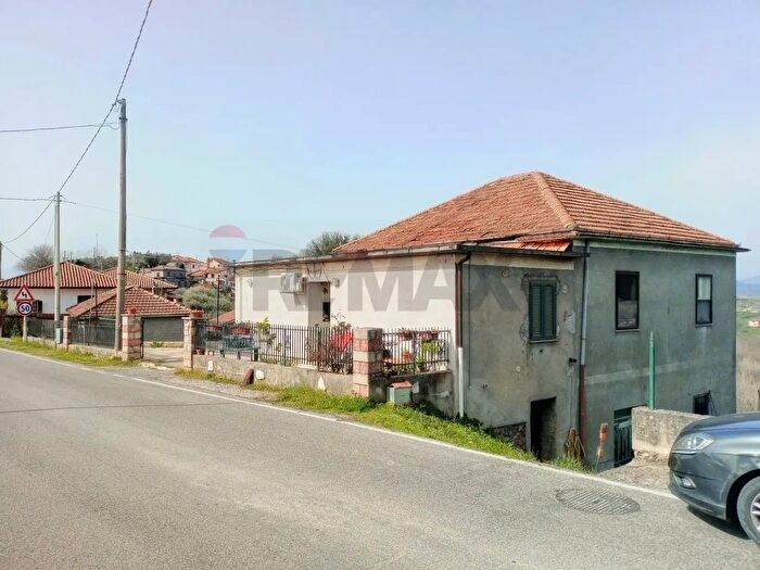 Casa con 9 locali in vendita in Via Carpine, Ripi