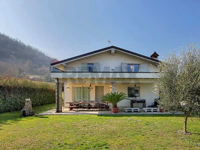 Casa con 5 locali in vendita in Via Tengattini a, Paratico