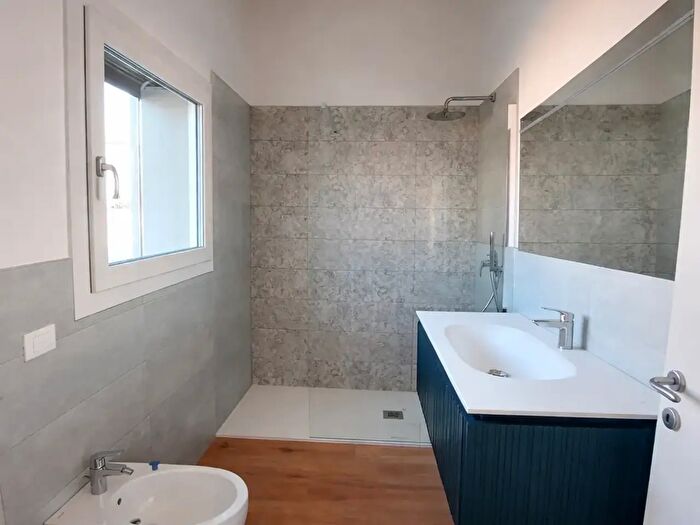 Casa quadrilocale in vendita in Longare