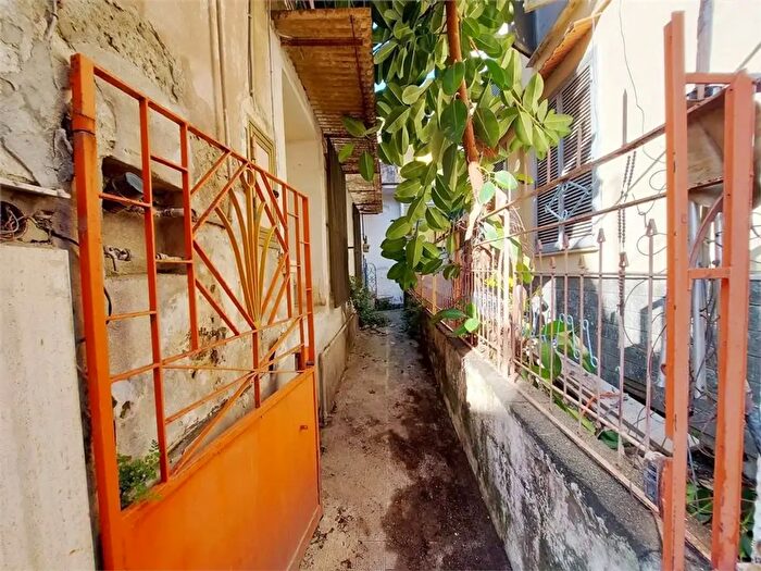 Casa bilocale in vendita in Corso Umberto I, Caivano