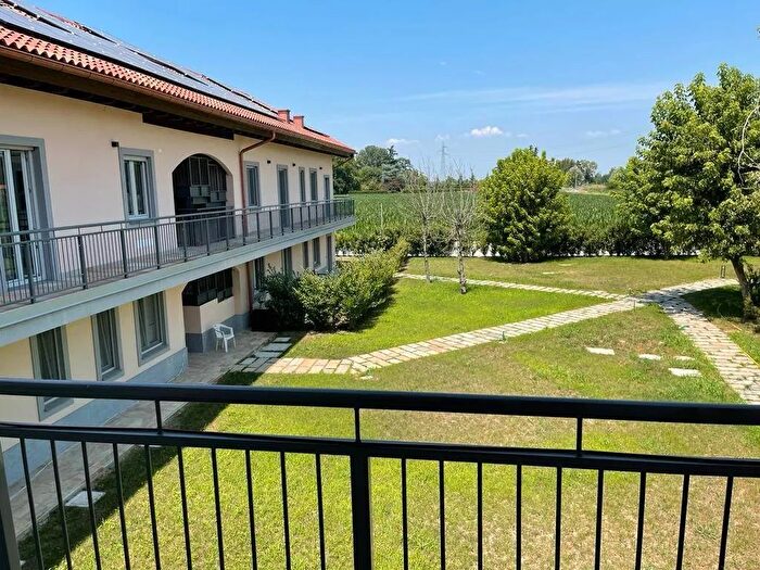 Casa quadrilocale in vendita in Cascina Silva Melegnano, Melegnano