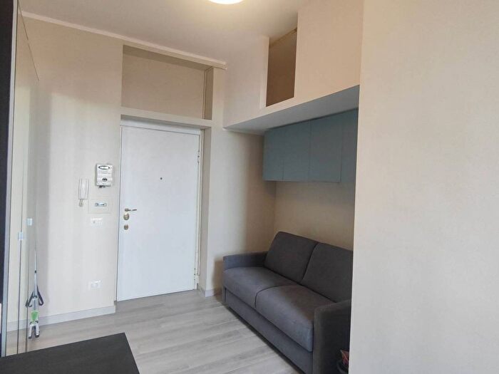 Appartamento monolocale in affitto in Viale Monza, Rovereto, Milano