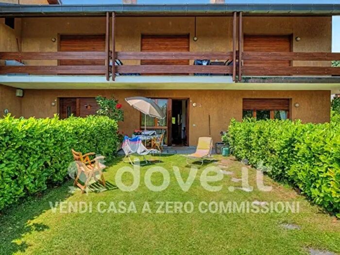 Appartamento trilocale in vendita in Via Verdi, Alta Valle Intelvi