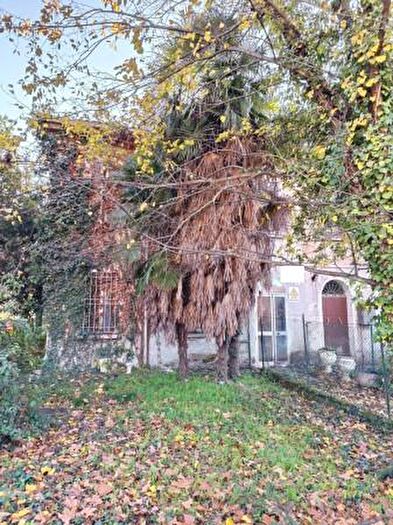 Casa con 6 locali in vendita in Via Domenico Antonio Lumagni, Lugo