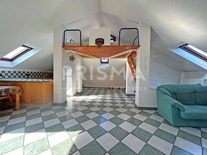 Casa monolocale in affitto in Via San Michele, Centro, Giaveno