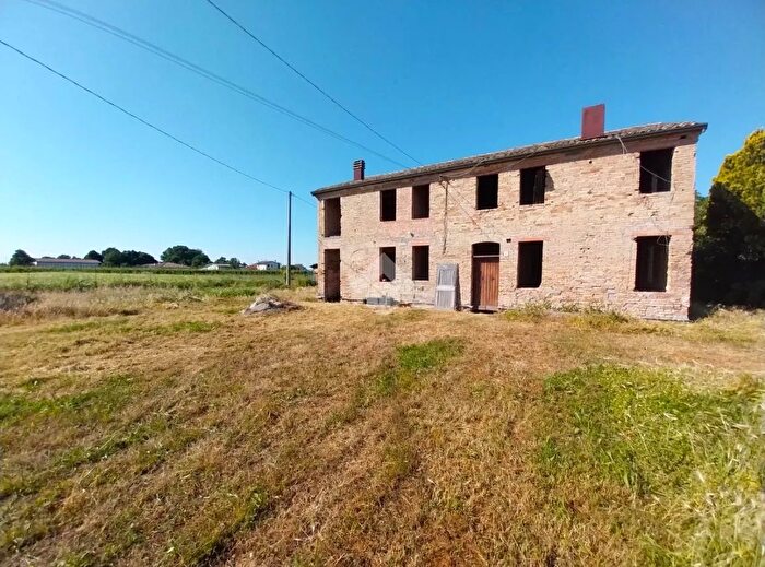 Casa quadrilocale in vendita in Via Fornace, Fusignano