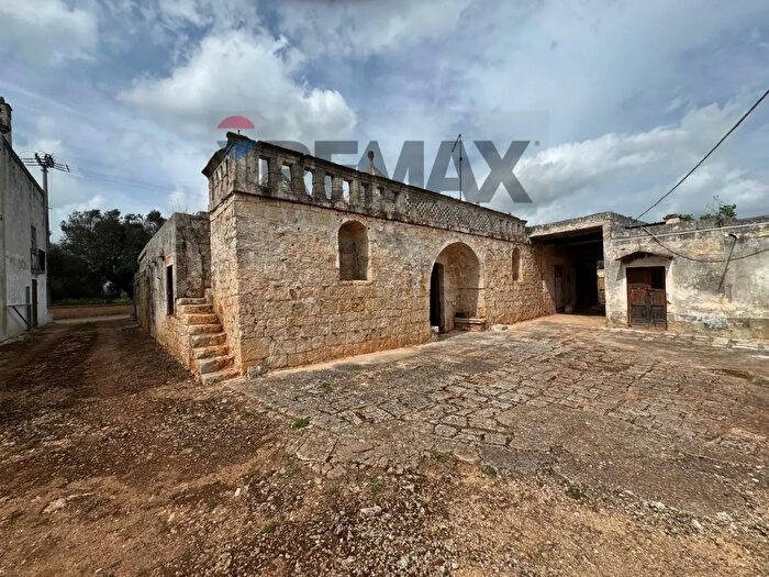 Casa quadrilocale in vendita in Carovigno