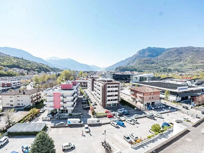 Appartamento con 7 locali in vendita in Via Pranzelores, Trento