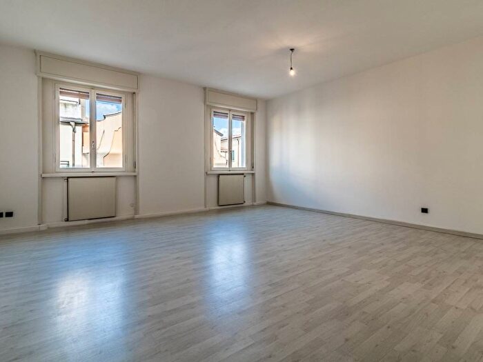 Appartamento quadrilocale in affitto in Via Emilia, Centro Storico, Imola