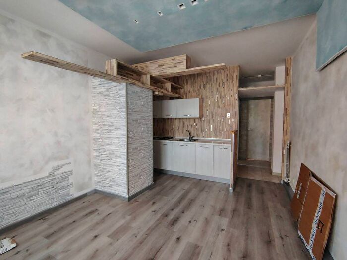 Appartamento bilocale in affitto in Via Cavalieri di Vittorio Veneto, Bicocca, Novara