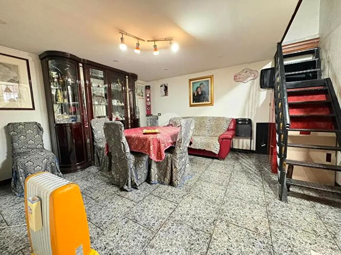 Appartamento bilocale in vendita in Via Vittorio Veneto, Napoli