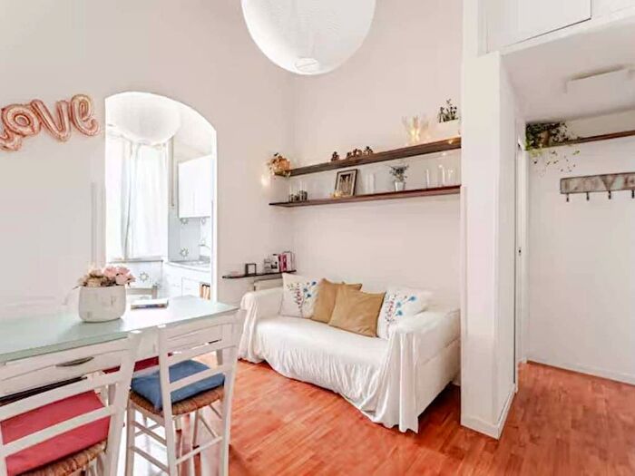 Appartamento bilocale in affitto in Salita di Monte del Gallo, Gregorio VII Piccolomini, Roma