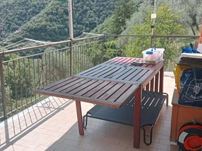Casa con 6 locali in vendita in Passo al Groppallo, Rapallo
