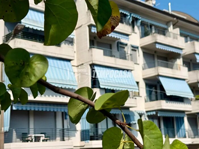 Appartamento trilocale in vendita in Via Quarto, Verbania