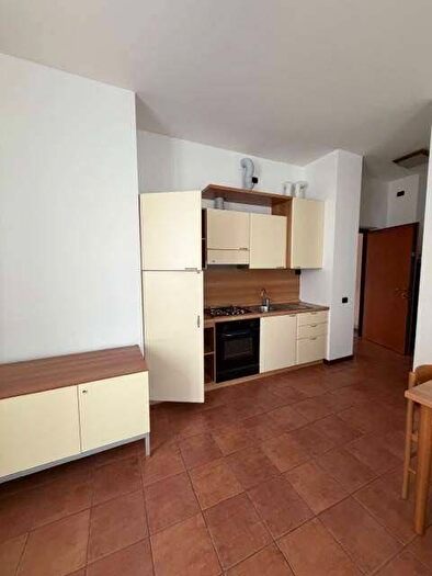 Appartamento bilocale in affitto in VIA GUICCIARDINI, Giubiano San Carlo, Varese